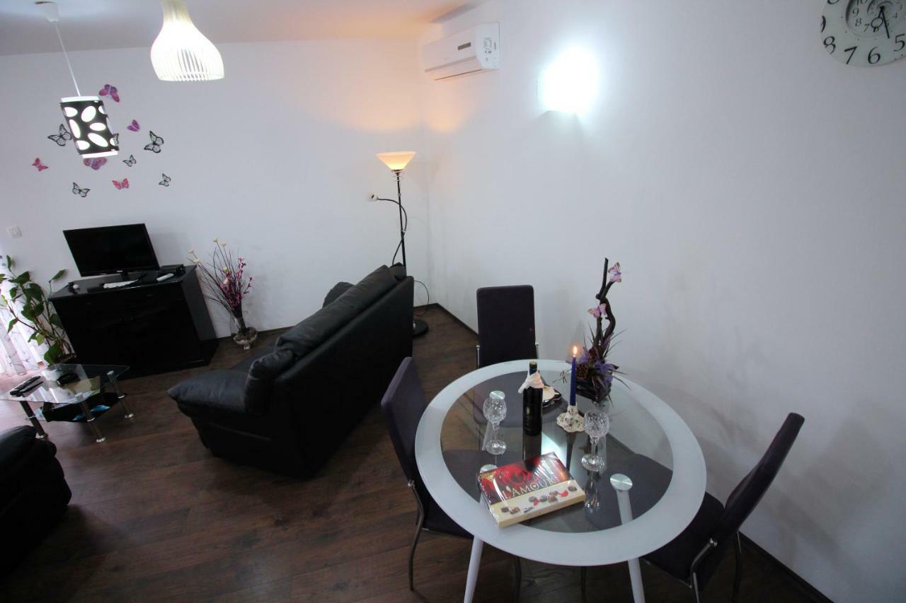 Apartmani Irena Novi Vinodolski Bagian luar foto