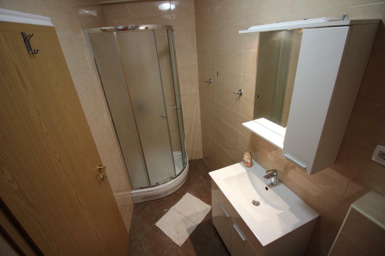 Apartmani Irena Novi Vinodolski Bagian luar foto