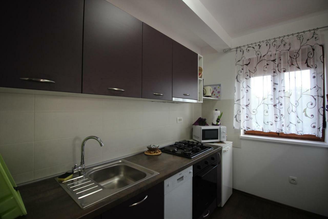 Apartmani Irena Novi Vinodolski Bagian luar foto